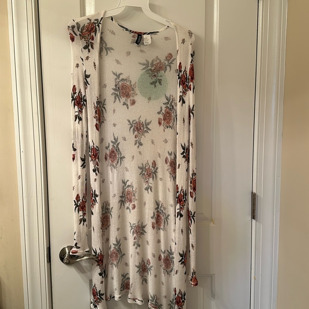 H&M floral cardigan. Size x2. Divided brand.